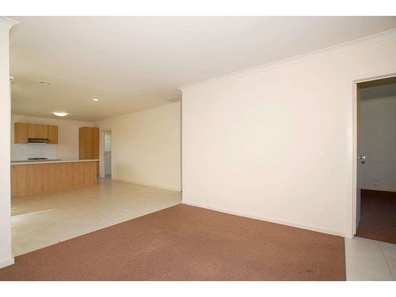 22/55 McClelland Drive, Skye VIC 3977