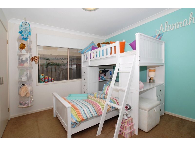 7 Market Court, Skye VIC 3977