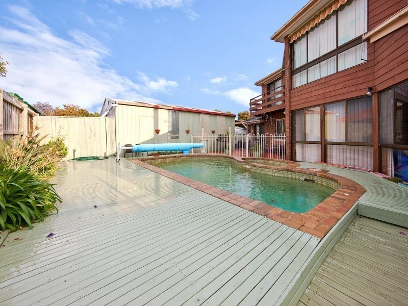 17 Cockatoo Drive, Carrum Downs VIC 3201