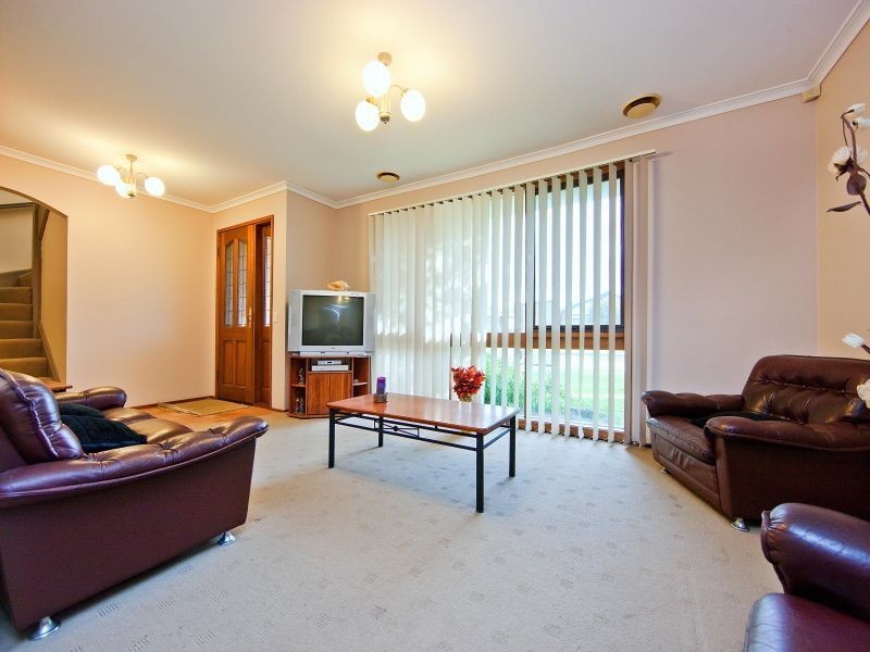 17 Cockatoo Drive, Carrum Downs VIC 3201
