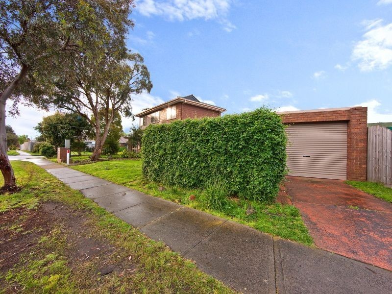 17 Cockatoo Drive, Carrum Downs VIC 3201