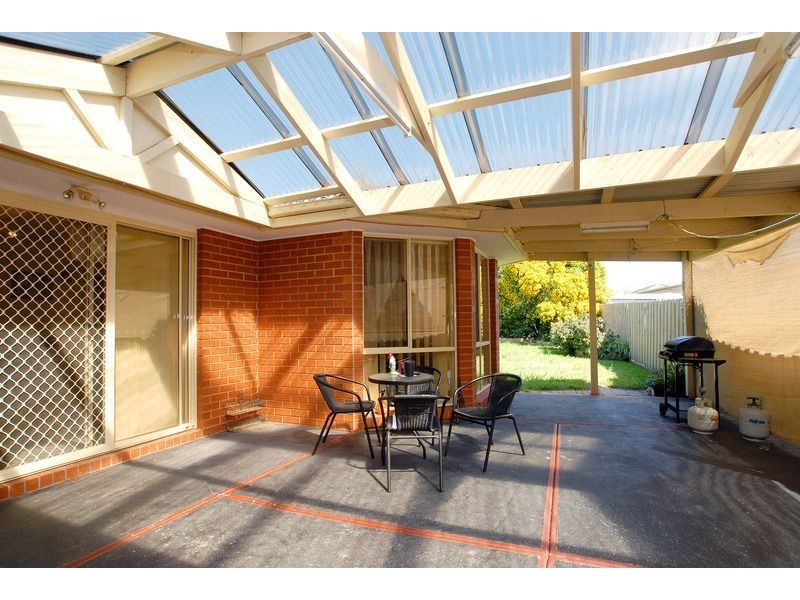 11 Rocklea Crescent, Skye VIC 3977