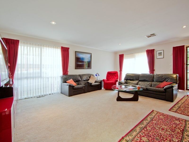 90 Gamble Road, Carrum Downs VIC 3201