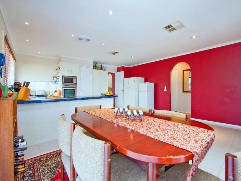 90 Gamble Road, Carrum Downs VIC 3201