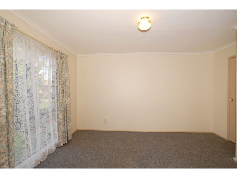 4 Minka Place, Skye VIC 3977