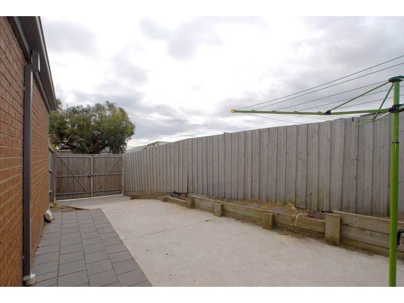 13 Sherbourne Drive, Carrum Downs VIC 3201