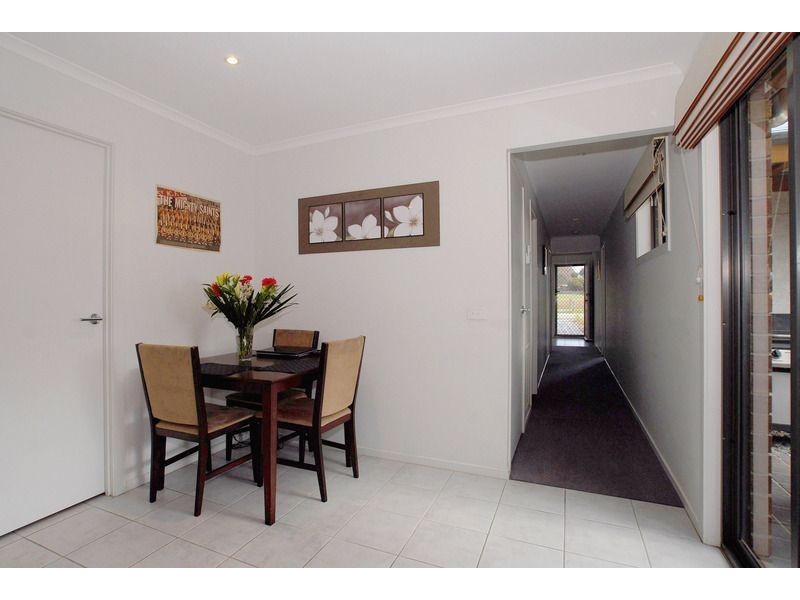 13 Sherbourne Drive, Carrum Downs VIC 3201