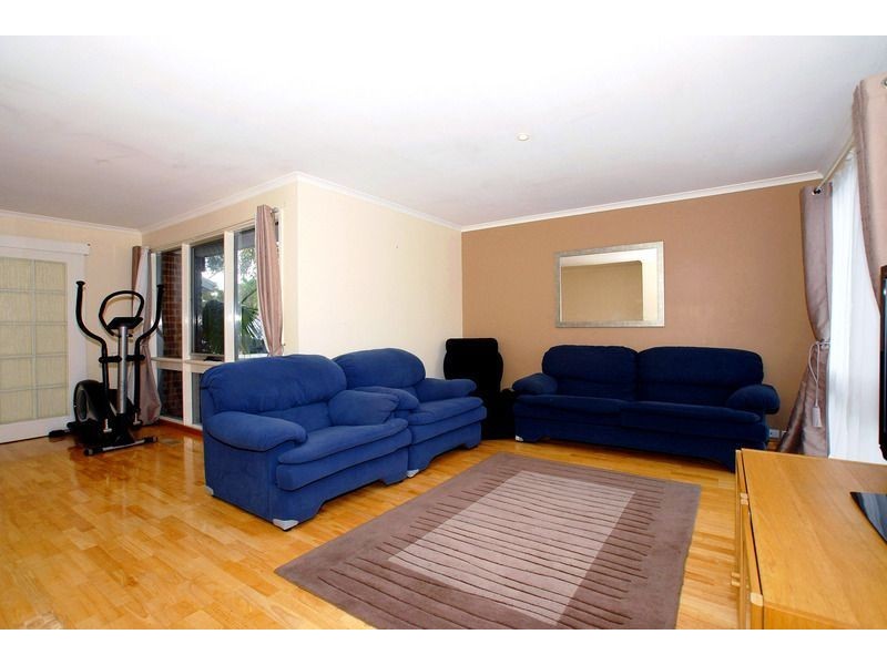 21 Rangeview Drive, Skye VIC 3977