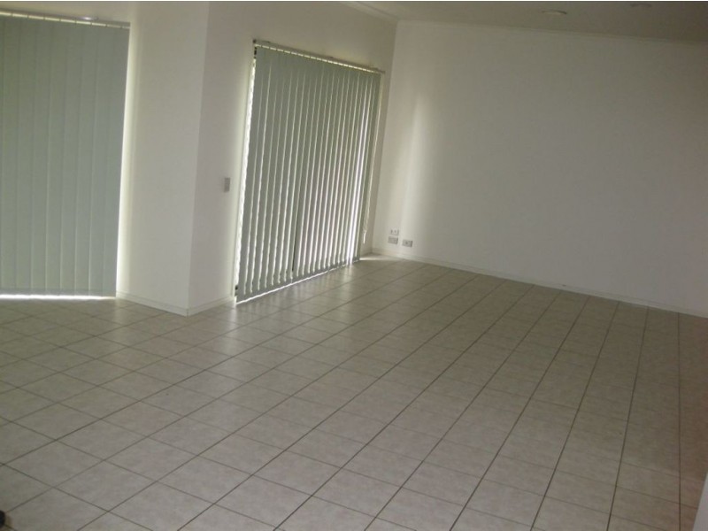 2 St Johns Wood, Skye VIC 3977