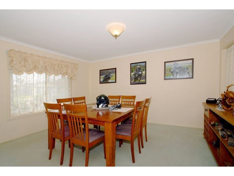 17 John Monash Drive, Skye VIC 3977