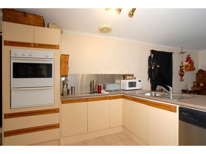 71 Luscombe Avenue, Carrum Downs VIC 3201