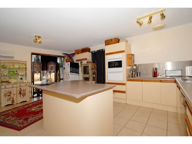 71 Luscombe Avenue, Carrum Downs VIC 3201