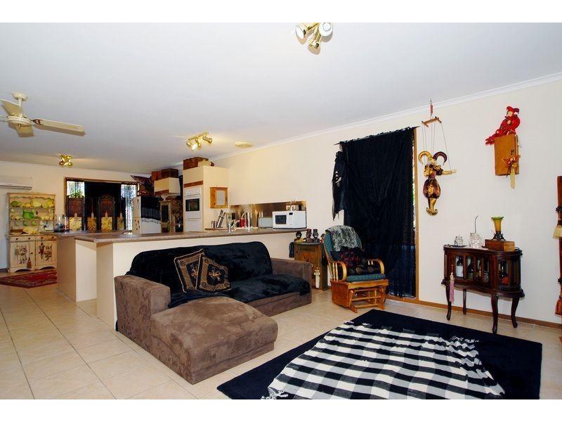 71 Luscombe Avenue, Carrum Downs VIC 3201