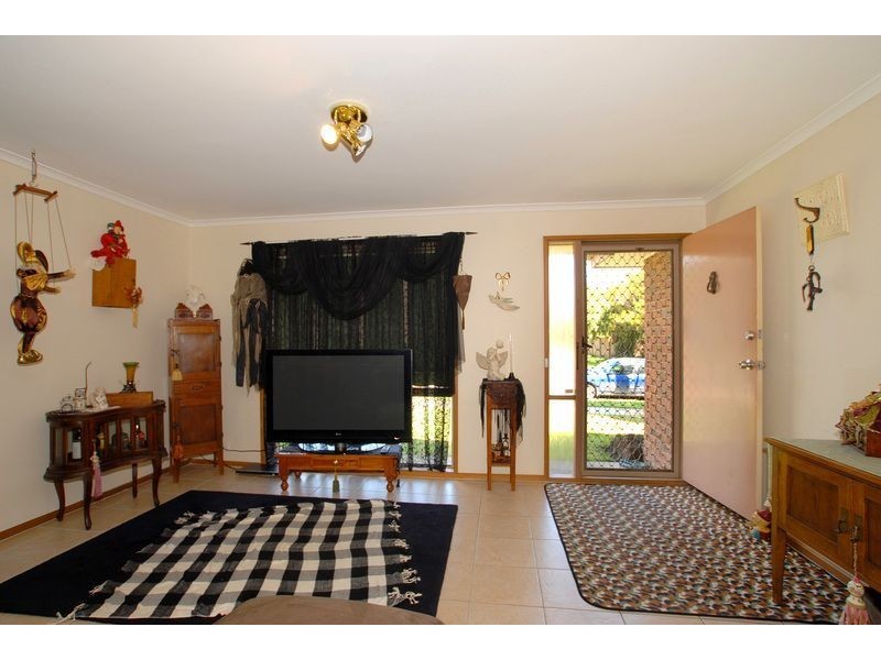 71 Luscombe Avenue, Carrum Downs VIC 3201