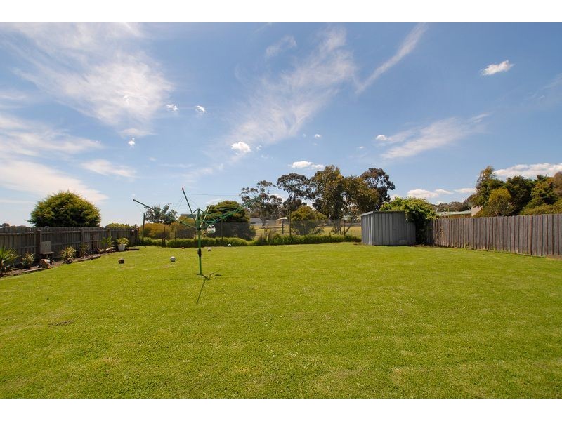 71 Luscombe Avenue, Carrum Downs VIC 3201