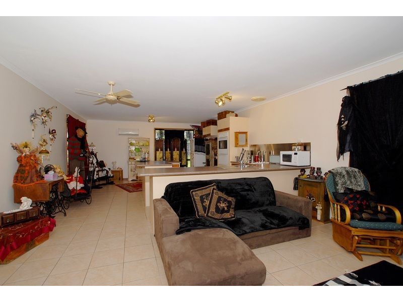 71 Luscombe Avenue, Carrum Downs VIC 3201