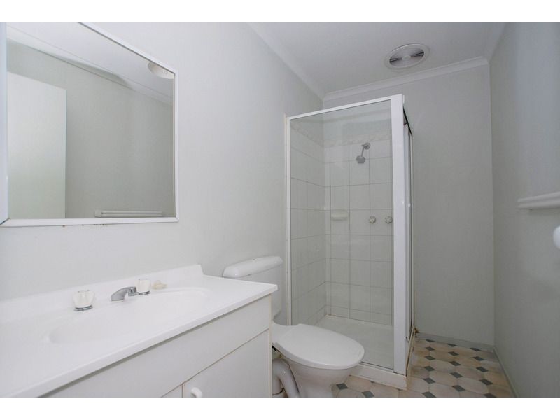 2 Dampier Close, Skye VIC 3977