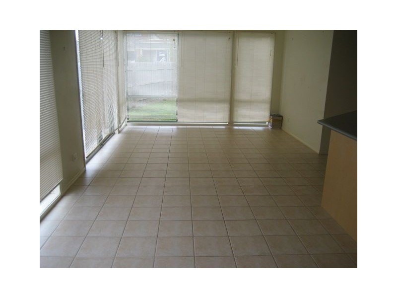 14 Delatite Way, Skye VIC 3977