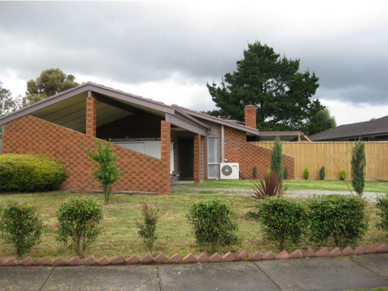34 Balmain Drive, Carrum Downs VIC 3201