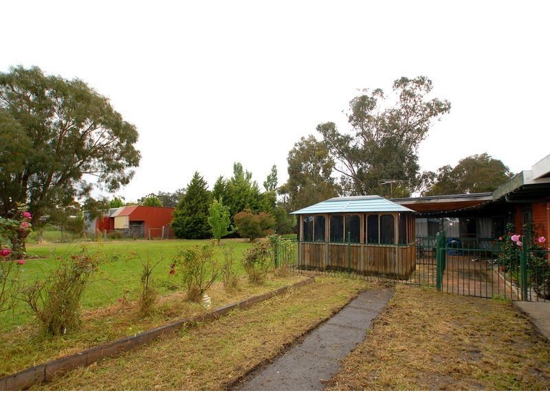 261 Potts Road, Skye VIC 3977
