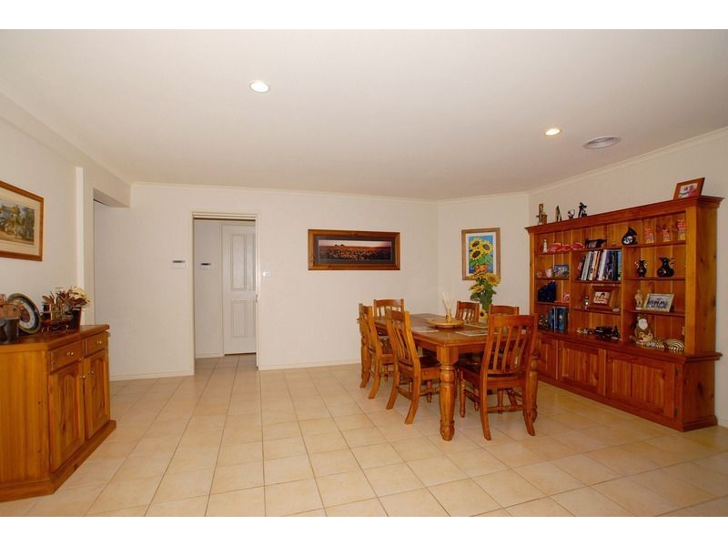 9 Bouverie Place, Skye VIC 3977