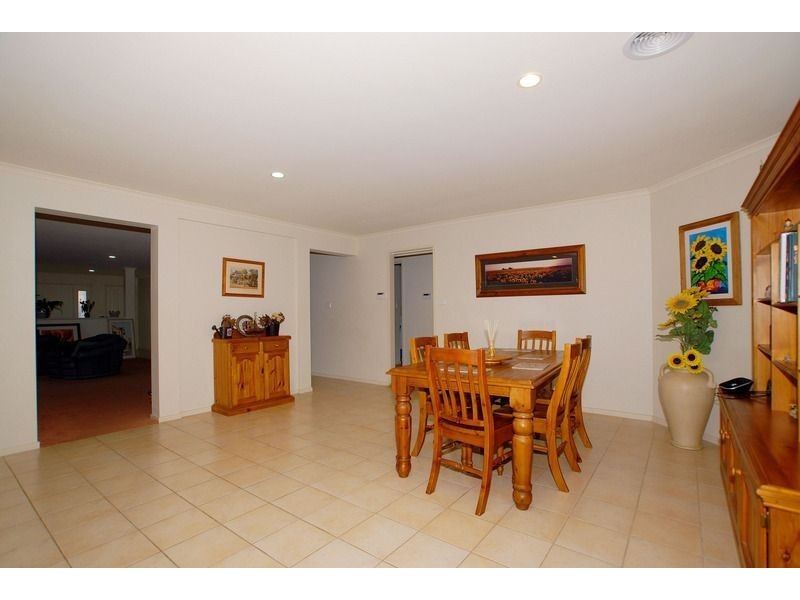 9 Bouverie Place, Skye VIC 3977
