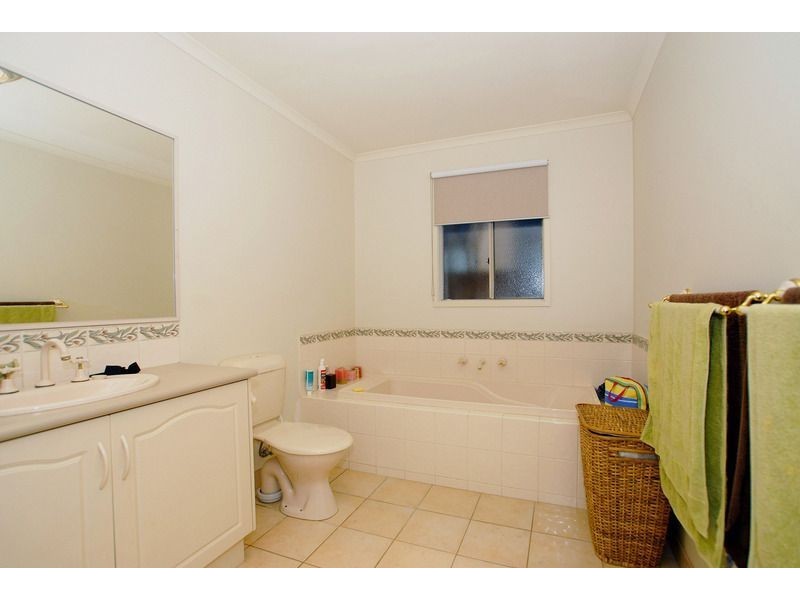 9 Bouverie Place, Skye VIC 3977