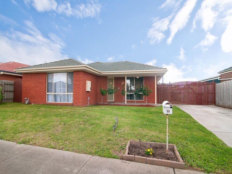 10 Alberton Drive, Cranbourne West VIC 3977
