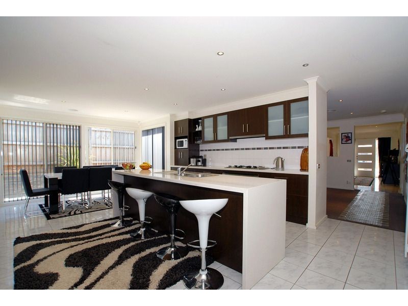 12 Madisson Crescent, Carrum Downs VIC 3201