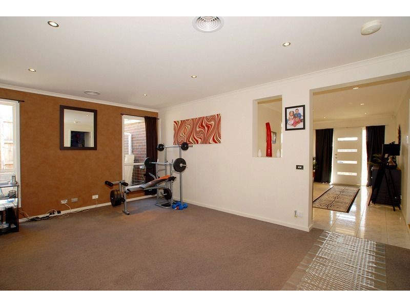 12 Madisson Crescent, Carrum Downs VIC 3201