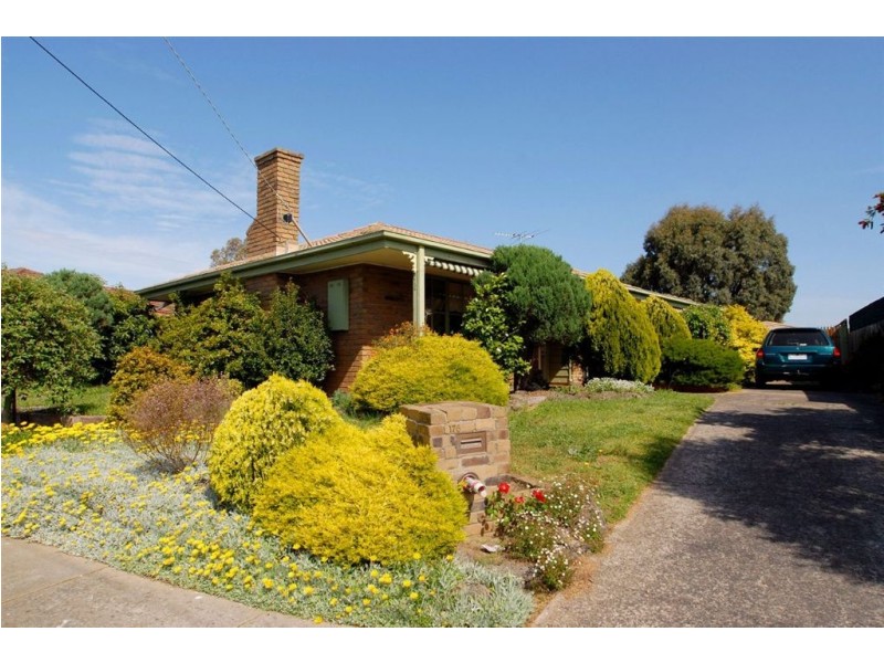 176 Lyrebird Drive, Carrum Downs VIC 3201