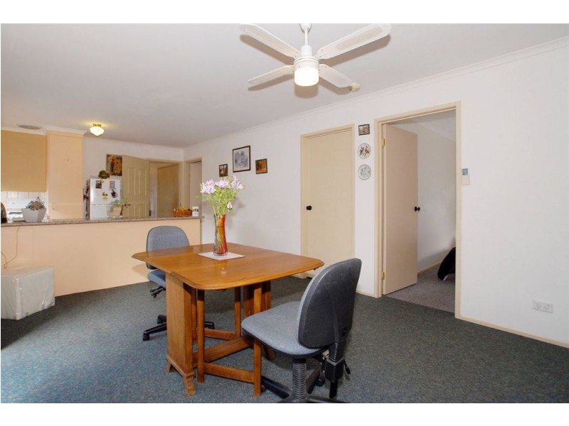 4 Minka Court, Skye VIC 3977