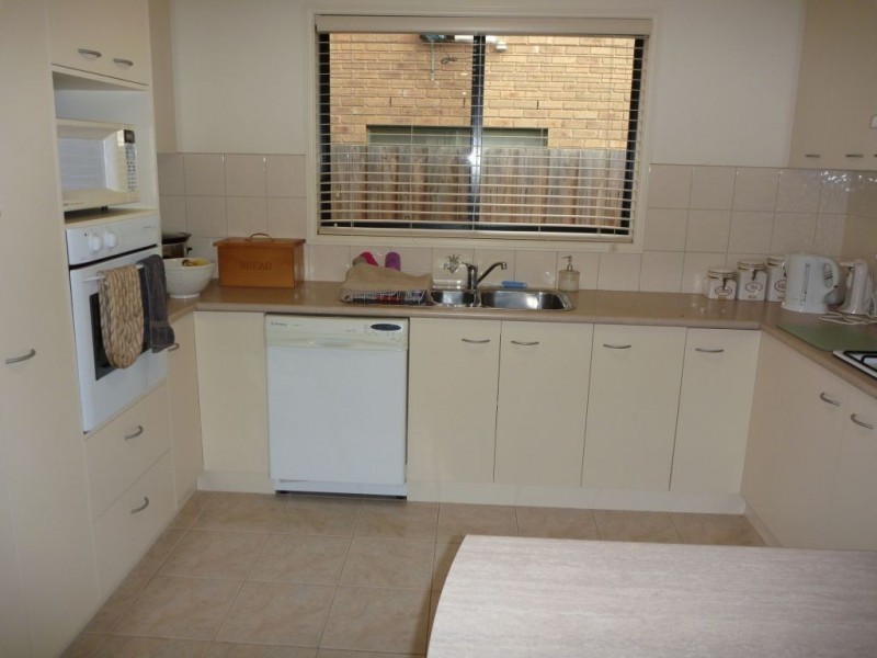 3 Windsor Grange Drive, Skye VIC 3977