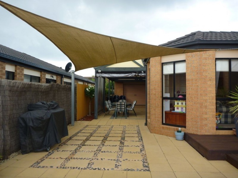 3 Windsor Grange Drive, Skye VIC 3977