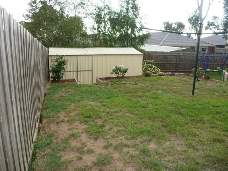 3 Windsor Grange Drive, Skye VIC 3977