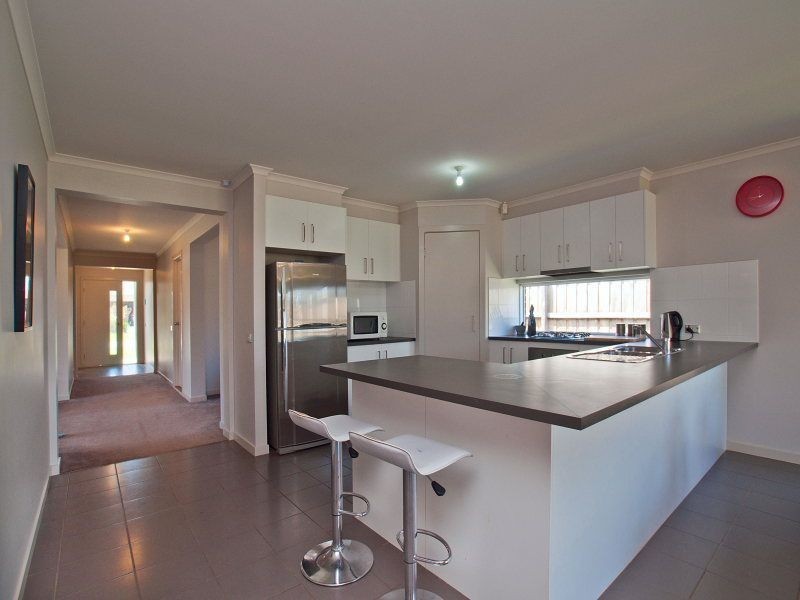 13 Madisson Crescent, Carrum Downs VIC 3201