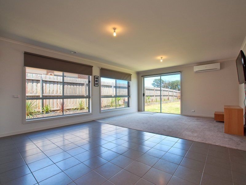 13 Madisson Crescent, Carrum Downs VIC 3201