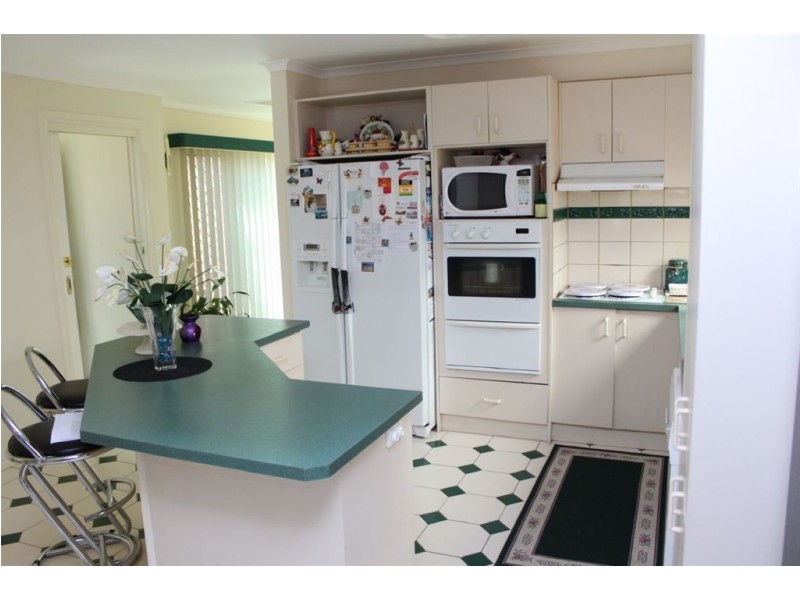 5 Strathearn Court, Carrum Downs VIC 3201