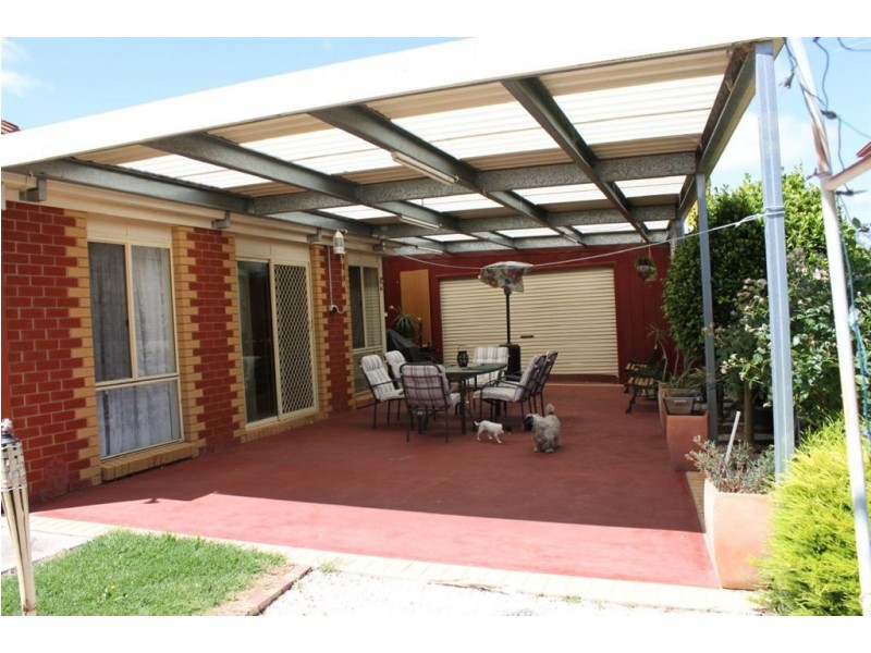 5 Strathearn Court, Carrum Downs VIC 3201