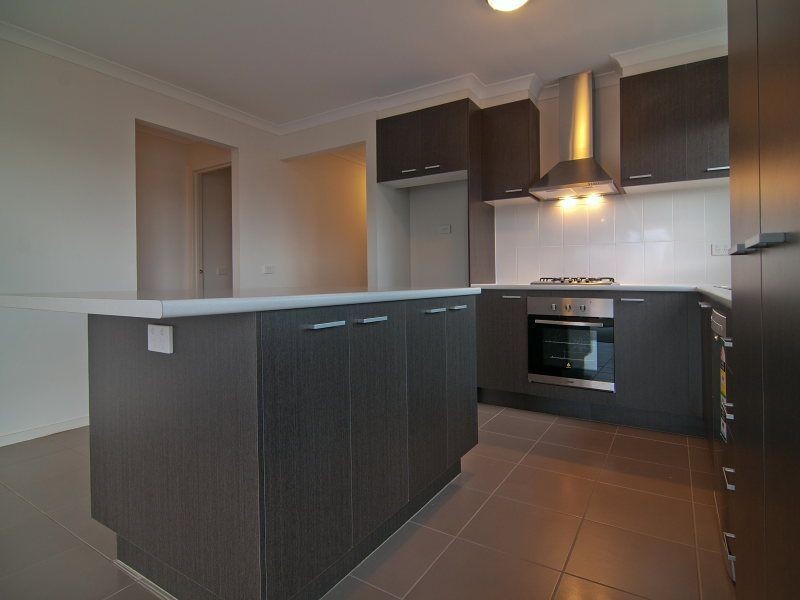 34 Golden Way, Skye VIC 3977