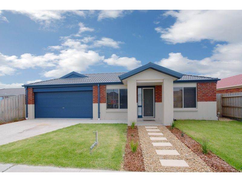 76 Herbert Road, Carrum Downs VIC 3201