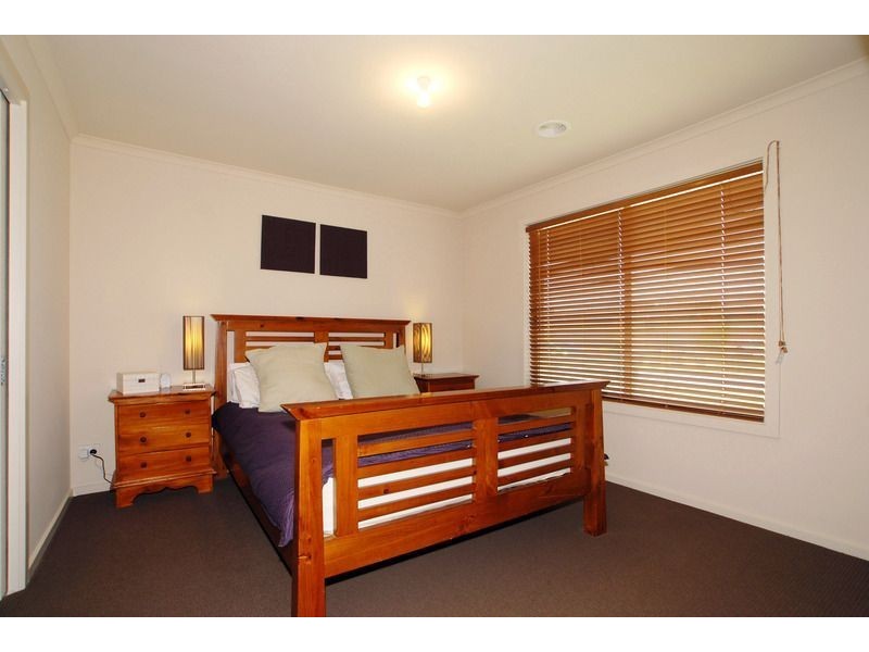 76 Herbert Road, Carrum Downs VIC 3201