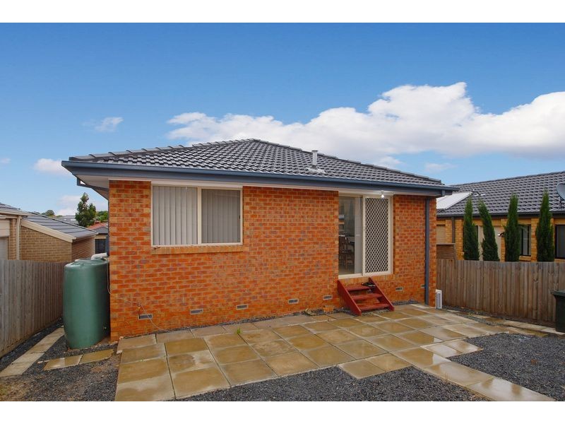 29 McGowan Drive, Skye VIC 3977