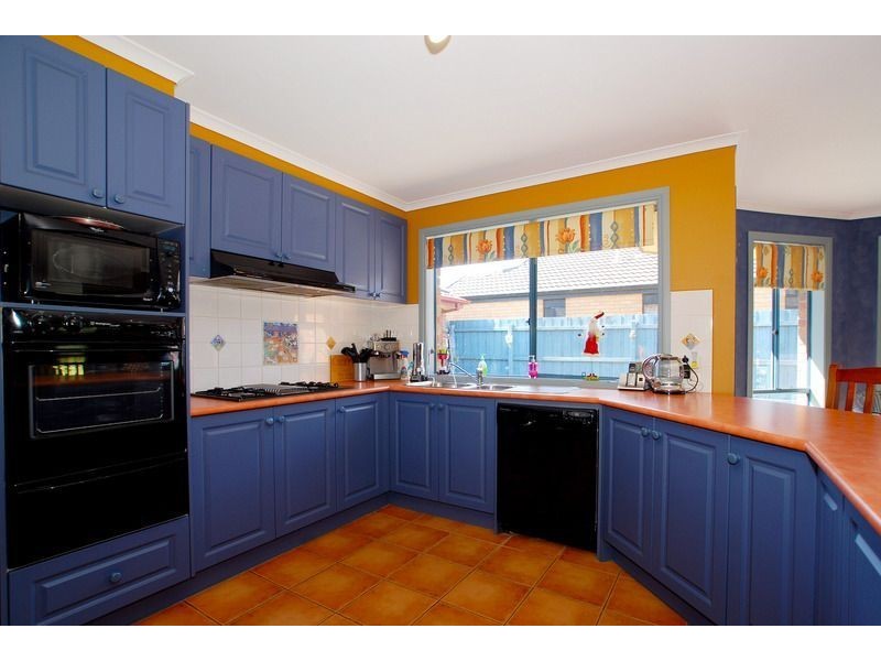 14 Arlene Drive, Skye VIC 3977