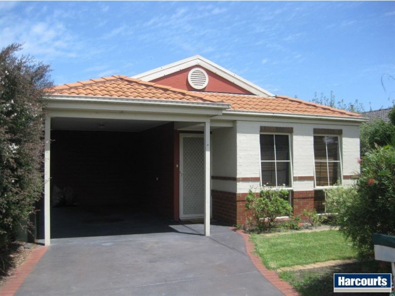 87 Greenwood Drive, Carrum Downs VIC 3201