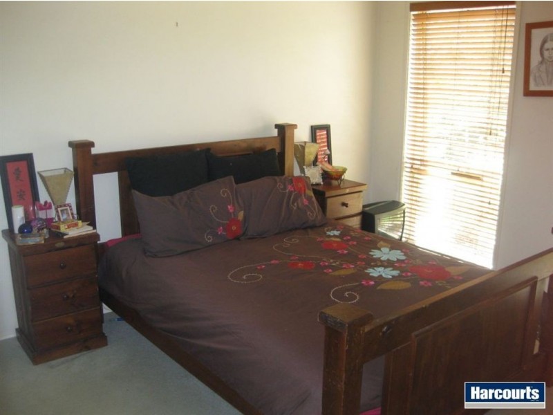 87 Greenwood Drive, Carrum Downs VIC 3201