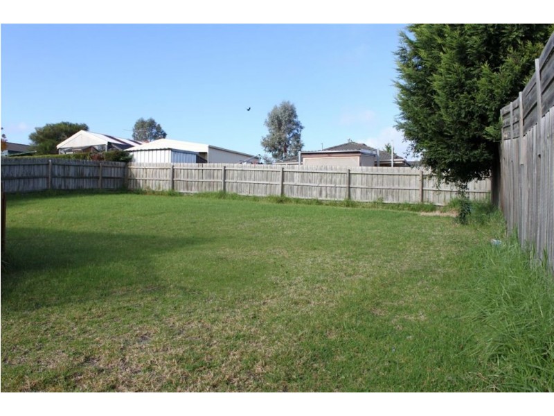 59 Orama Avenue, Carrum Downs VIC 3201