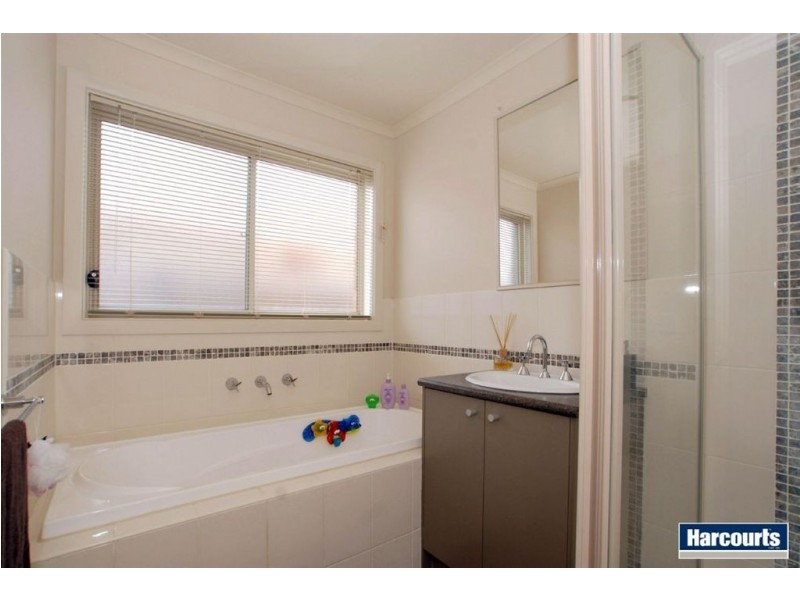 76 Herbert Road, Carrum Downs VIC 3201