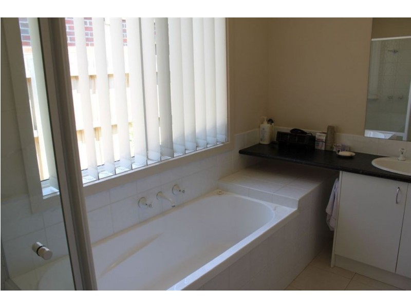 7/32 Lats Avenue, Carrum Downs VIC 3201