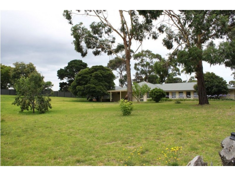 1231 Frankston Dandenong Road, Carrum Downs VIC 3201